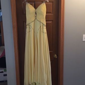 Prom dress